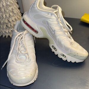 Nike TN AIR SB ZOOM WHITE MIDS Sneakers Youth 6 athletic athleisure minimalist